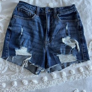 Hollister Ultra High Rise Ripped Mom Shorts